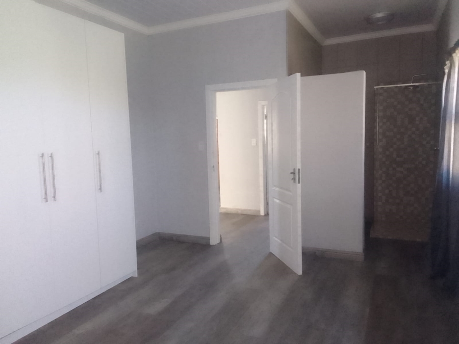 To Let 3 Bedroom Property for Rent in Kidds Beach Eastern Cape